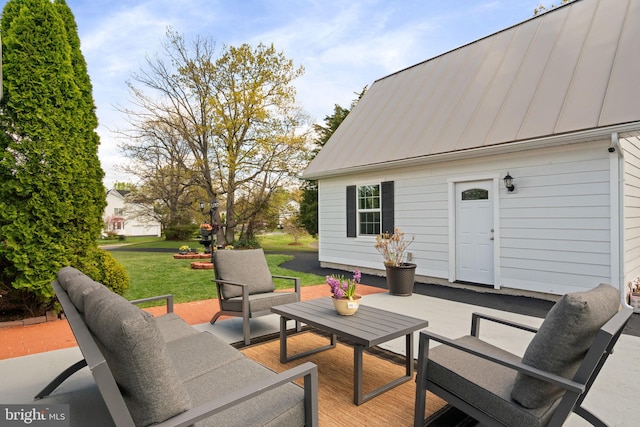 view of patio / terrace featuring an outdoor hangout area