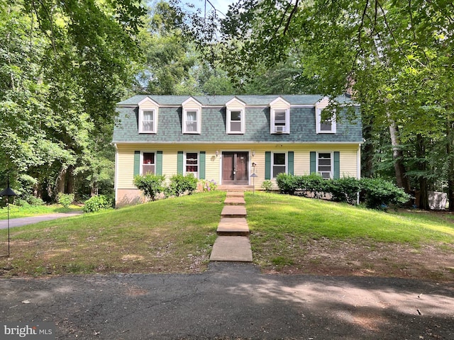 5605 Chapmans Landing Rd, Indian Head, MD 20640 - dutch colonial with a front lawn and roof with shingles