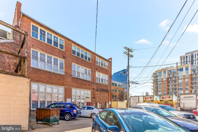 1516 Lancaster St, Baltimore, MD 21231 - view of property with uncovered parking