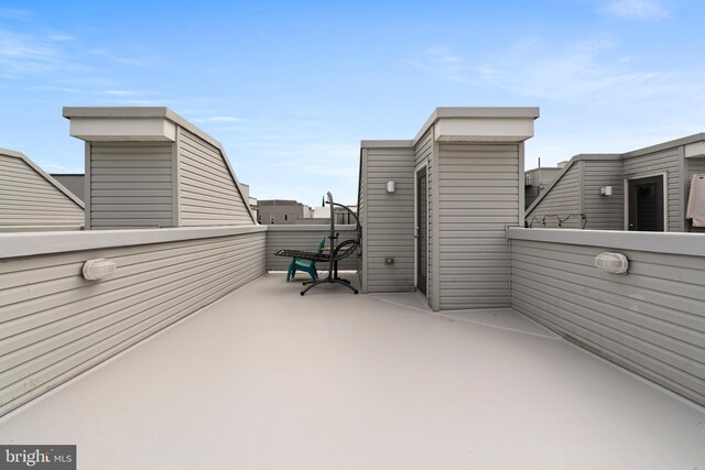 1649 N Randolph St, Philadelphia, PA 19122 - view of patio featuring a balcony