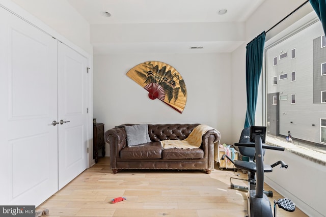 1649 N Randolph St, Philadelphia, PA 19122 - sitting room with light wood-type flooring