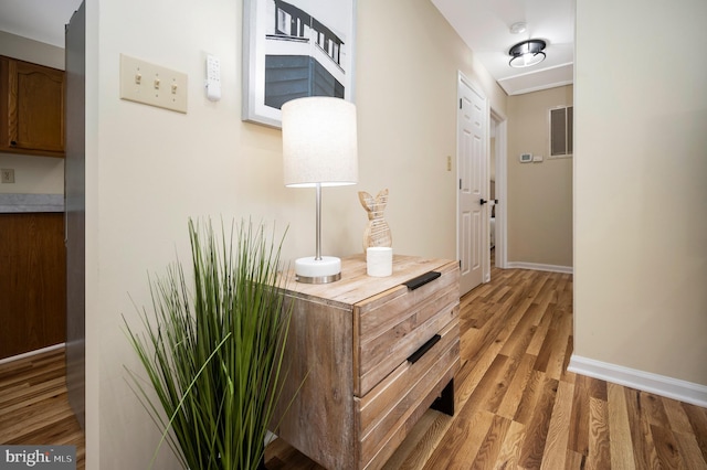 55 Hamn, Stafford, VA 22554 - hallway featuring light wood finished floors and baseboards
