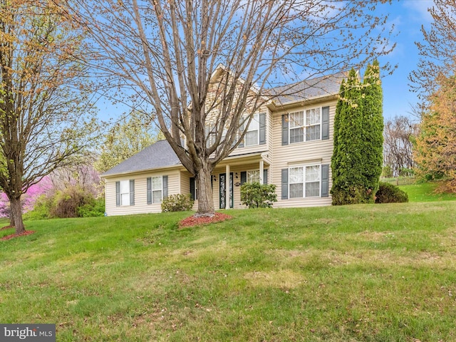 view of front of house with a front yard