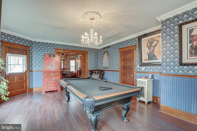 rec room featuring a healthy amount of sunlight, wood finished floors, ornamental molding, and billiards