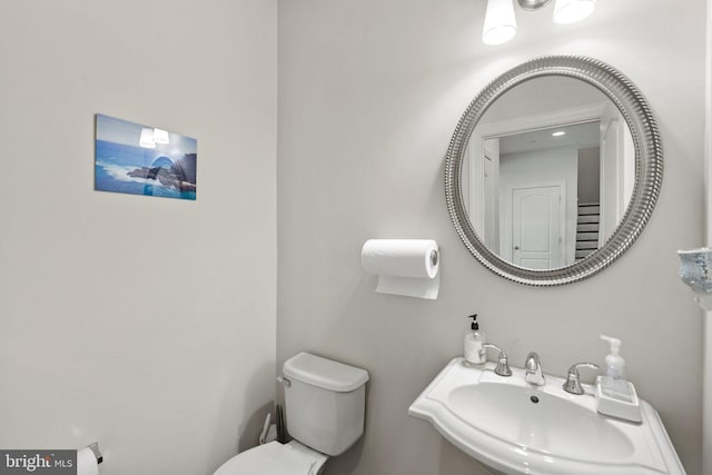 2710 Beech Orchard Ln, Upper Marlboro, MD 20774 - bathroom with a sink and toilet
