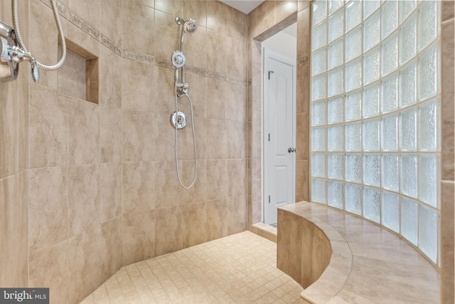 2710 Beech Orchard Ln, Upper Marlboro, MD 20774 - full bathroom with a tile shower