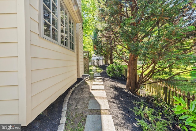 76 Deepdale Rd, Wayne, PA 19087 - view of yard