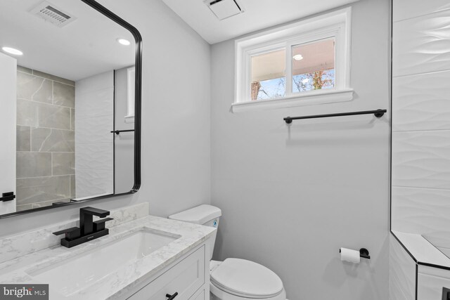 3605 Eyre Dr S, Upper Marlboro, MD 20772 - bathroom with toilet, vanity, recessed lighting, and visible vents