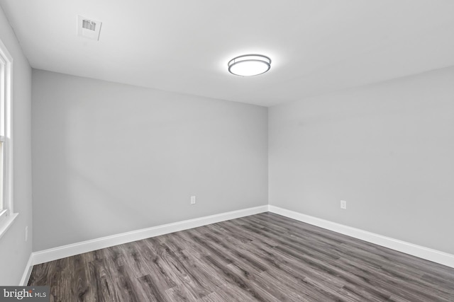 3605 Eyre Dr S, Upper Marlboro, MD 20772 - unfurnished room featuring baseboards, visible vents, a healthy amount of sunlight, and wood finished floors