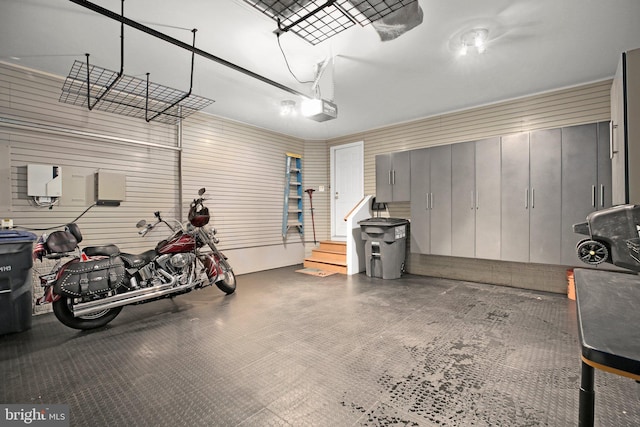 13824 Custis Sq, Woodbridge, VA 22191 - garage with a garage door opener