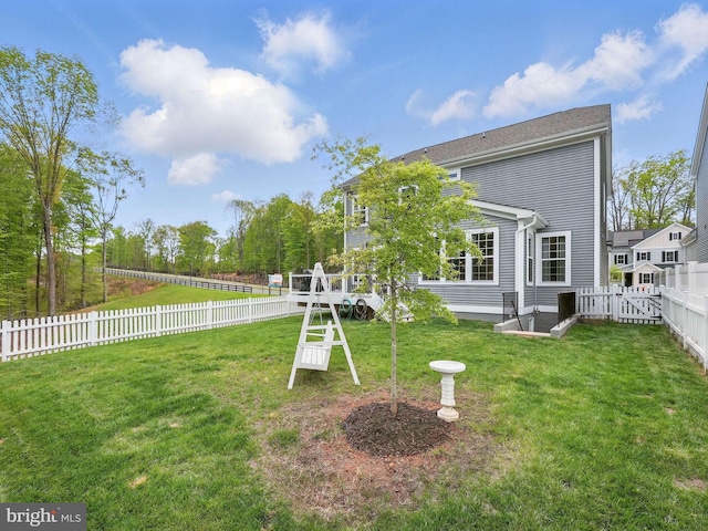 187 Boxelder Dr, Stafford, VA 22554 - view of yard featuring a fenced backyard