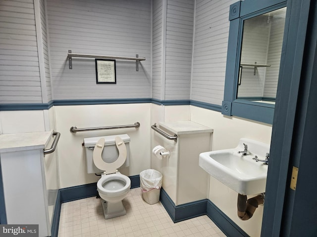 bathroom with toilet