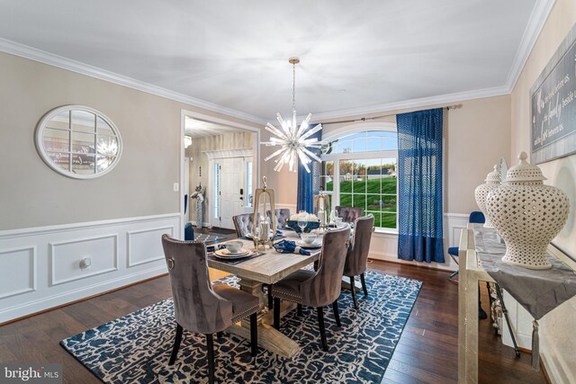 765 Blueberry Ct, Huntingtown, MD 20639 - dining space featuring crown molding, wainscoting, a notable chandelier, and hardwood / wood-style flooring