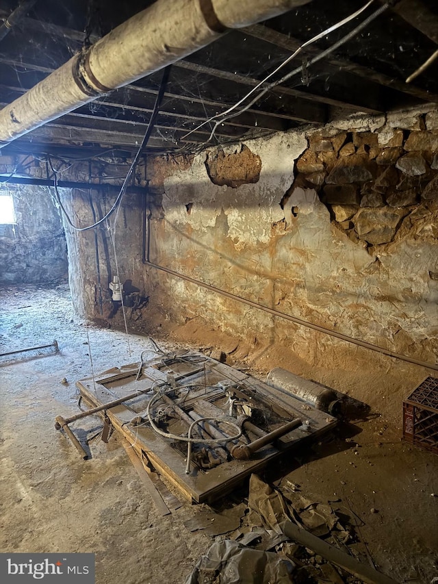 1725 N Creighton St, Philadelphia, PA 19131 - view of below grade area