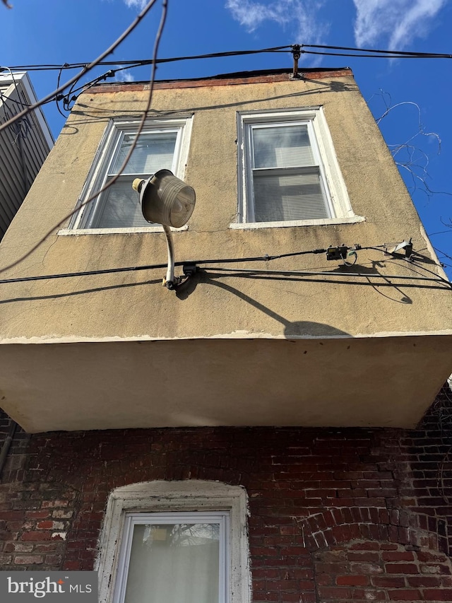 1725 N Creighton St, Philadelphia, PA 19131 - exterior details with brick siding