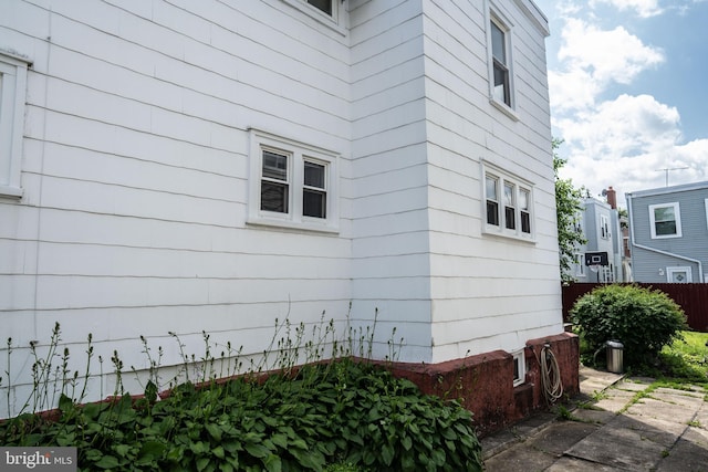 8 Oakley Rd, Upper Darby, PA 19082 - view of property exterior with a patio