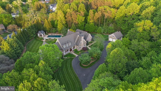 11820 Plantation Dr, Great Falls, VA 22066 - aerial view featuring a forest view