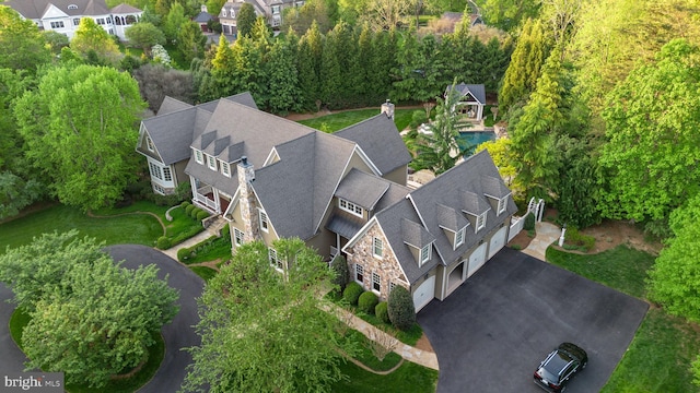 11820 Plantation Dr, Great Falls, VA 22066 - drone / aerial view