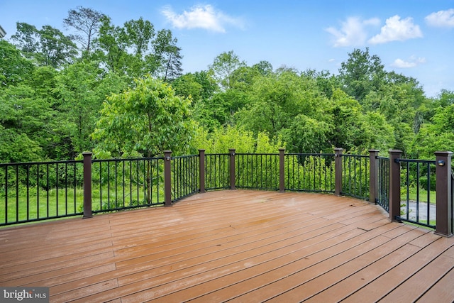 6759 Bronze Post Rd, Centreville, VA 20121 - view of wooden terrace