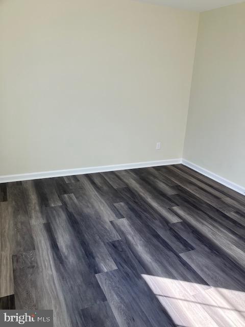 111 Heulings Ave, Riverside, NJ 08075 - unfurnished room featuring dark wood-style flooring and baseboards