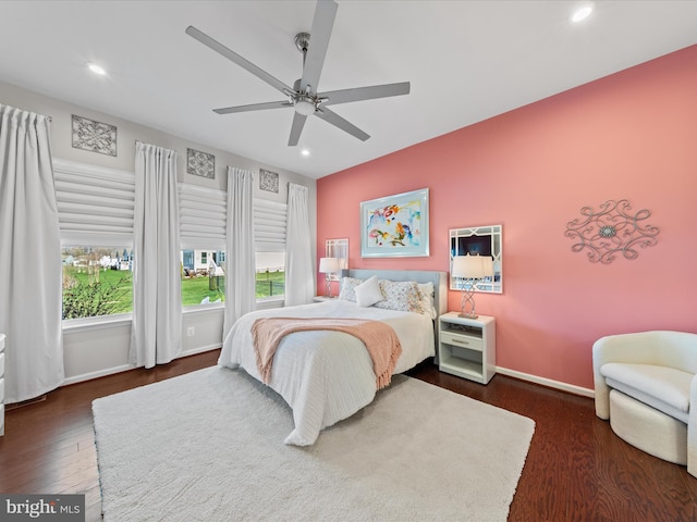 bedroom featuring dark wood-style floors, ceiling fan, baseboards, and recessed lighting