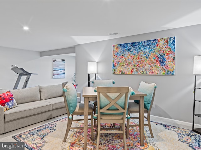 dining room featuring carpet flooring, recessed lighting, baseboards, and visible vents