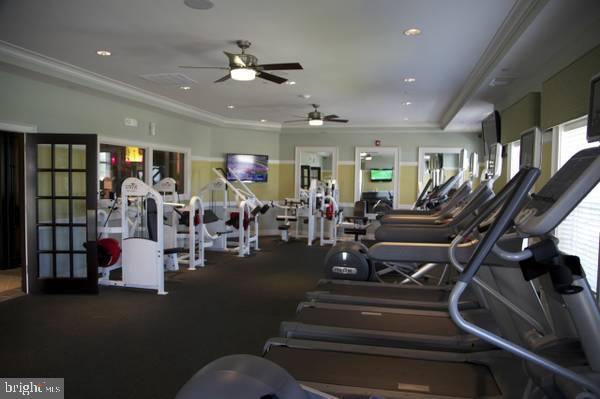 1144 Halifax Pl, Hamilton, NJ 08619 - workout area featuring recessed lighting, crown molding, and ceiling fan