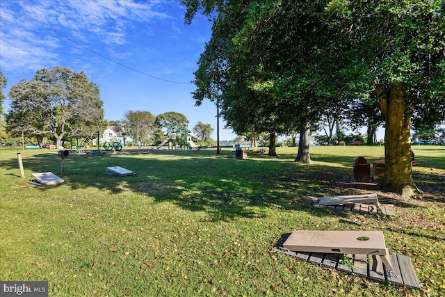993 Hillendale Dr, Annapolis, MD 21409 - view of community featuring playground community and a yard