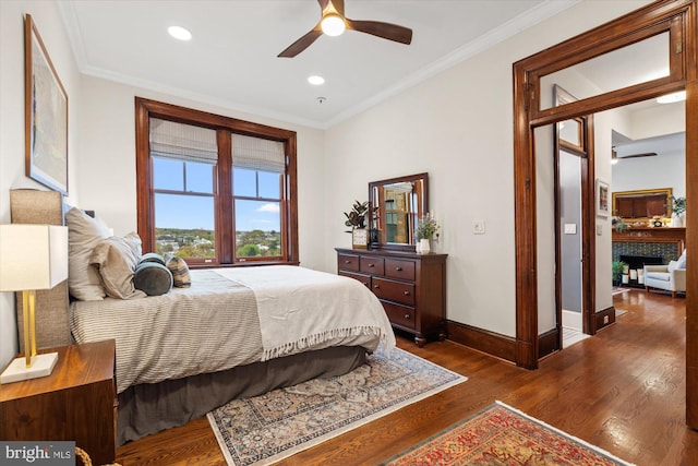 2853 Ontario Rd NW Unit 609, Washington, DC 20009 - bedroom with baseboards, wood finished floors, recessed lighting, crown molding, and ceiling fan