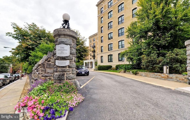 2853 Ontario Rd NW Unit 609, Washington, DC 20009 - view of community / neighborhood sign