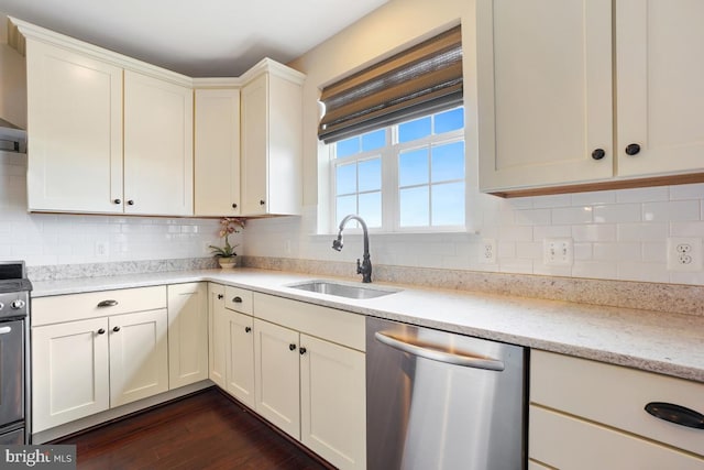 5919-2 Logans Way Unit 2, Ellicott City, MD 21043 - kitchen with stainless steel appliances, a sink, dark wood-type flooring, and decorative backsplash