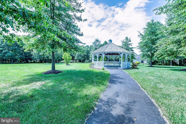6 Finchley Ct, Southampton, NJ 08088 - view of community with a gazebo and a yard