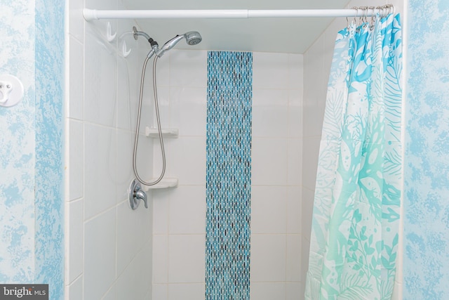 11500 Coastal Hwy Unit 317, Ocean City, MD 21842 - bathroom featuring a tile shower