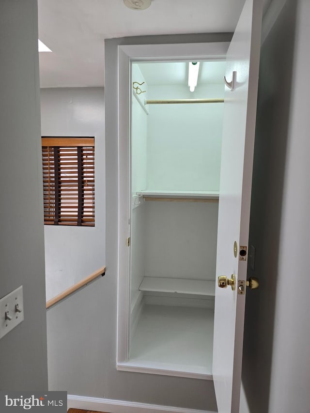 605 S Washington St, Baltimore, MD 21231 - view of closet