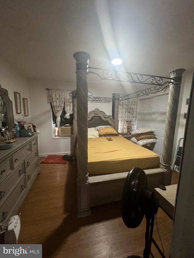 6700 Marsden St, Philadelphia, PA 19135 - bedroom featuring baseboards and dark wood-style floors