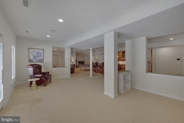 living area with baseboards, carpet, recessed lighting, and visible vents
