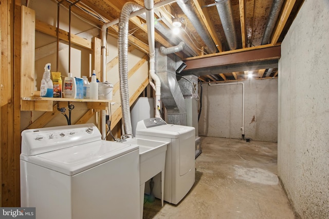 5694 Singletree Dr, Frederick, MD 21703 - laundry area with washing machine and dryer