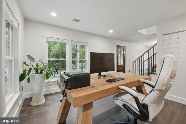 6750 Stonehurst Ct, Warrenton, VA 20187 - office area featuring dark wood-style flooring, recessed lighting, and baseboards