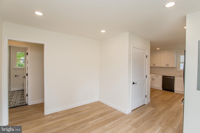 1102 Dolores Ln, Croydon, PA 19021 - unfurnished room featuring light wood-style flooring, baseboards, and recessed lighting