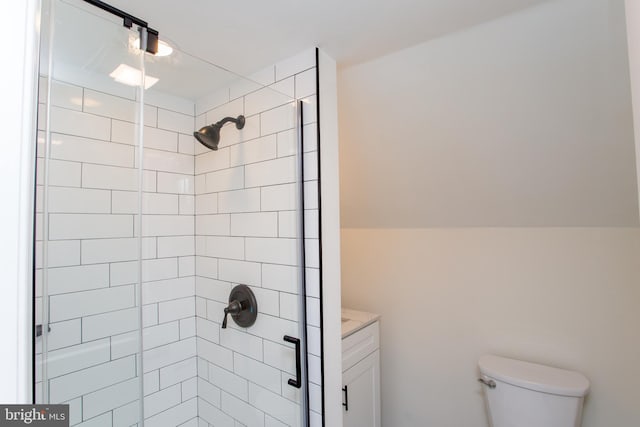 1102 Dolores Ln, Croydon, PA 19021 - full bath featuring a shower stall, toilet, and vanity