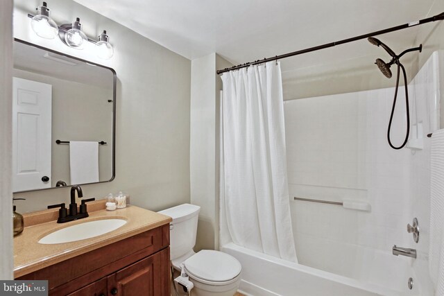 13663 Orchard Dr Unit 3663, Clifton, VA 20124 - bathroom with toilet, shower / bathtub combination with curtain, and vanity