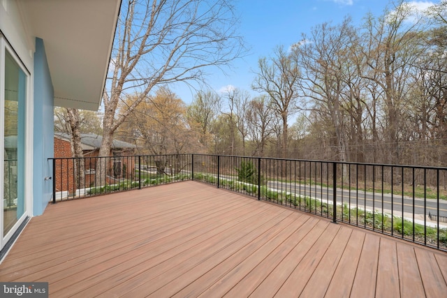 7030 Oregon Ave NW, Washington, DC 20015 - view of deck