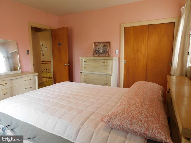 bedroom featuring a closet