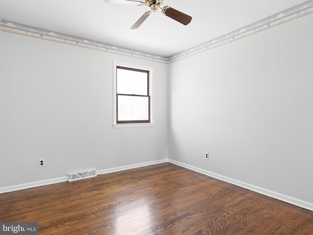 666 Clifton Dr, Bear, DE 19701 - unfurnished room featuring ceiling fan, baseboards, wood finished floors, and visible vents