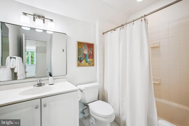 979 Powhatan St, Alexandria, VA 22314 - bathroom featuring toilet, shower / bath combo, lofted ceiling, and vanity