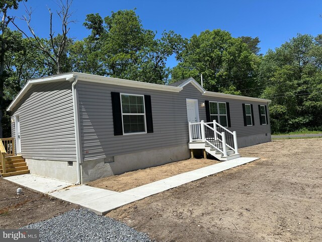 309 Fern Rd, Millville, NJ 08332 - manufactured / mobile home featuring crawl space