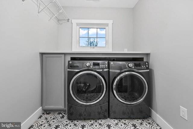 59 N Ridgemont Way, Shepherdstown, WV 25443 - laundry room featuring washing machine and dryer, baseboards, cabinet space, and tile patterned floors