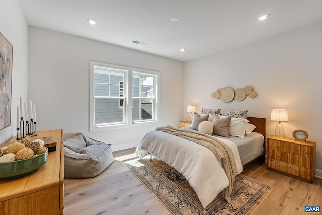 13A Sablewood Dr, Charlottesville, VA 22911 - bedroom with baseboards, visible vents, light wood-style flooring, and recessed lighting
