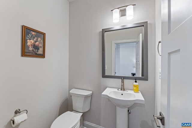 13A Sablewood Dr, Charlottesville, VA 22911 - half bath featuring toilet and baseboards