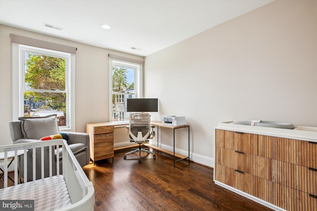 office area featuring wood finished floors, visible vents, recessed lighting, and baseboards